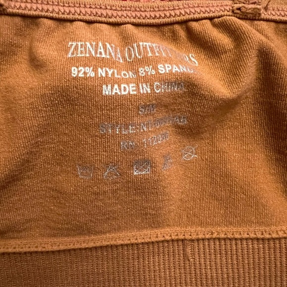 Bundle of 4 bralettes 💚🖤❤️🧡 - Picture 5 of 15